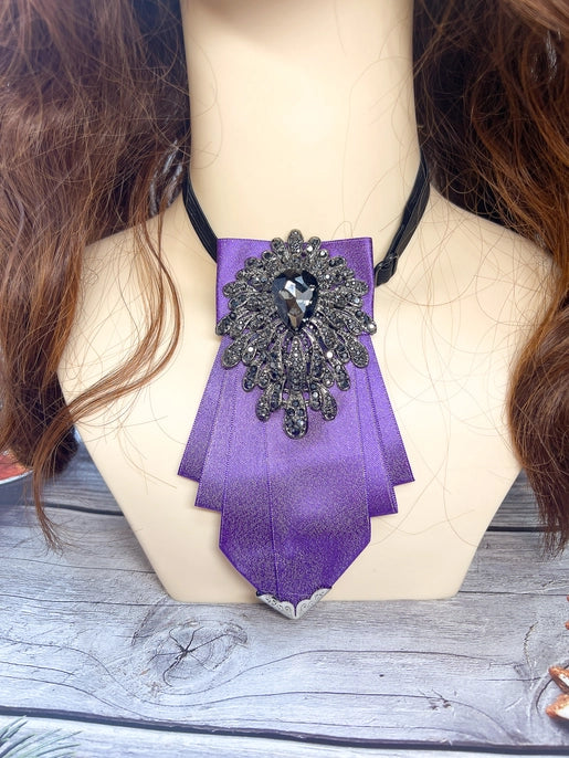 Unisex Necktie w/ Brooch