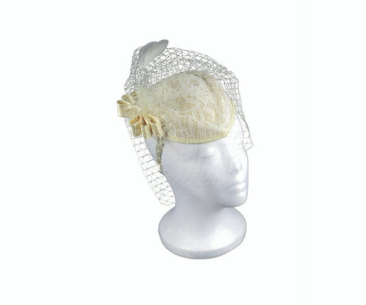 Ivory Lace Whisper Fascinator