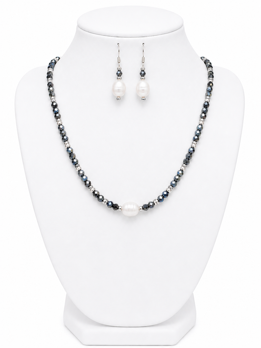 Midnight Pearl Necklace & Earring Set