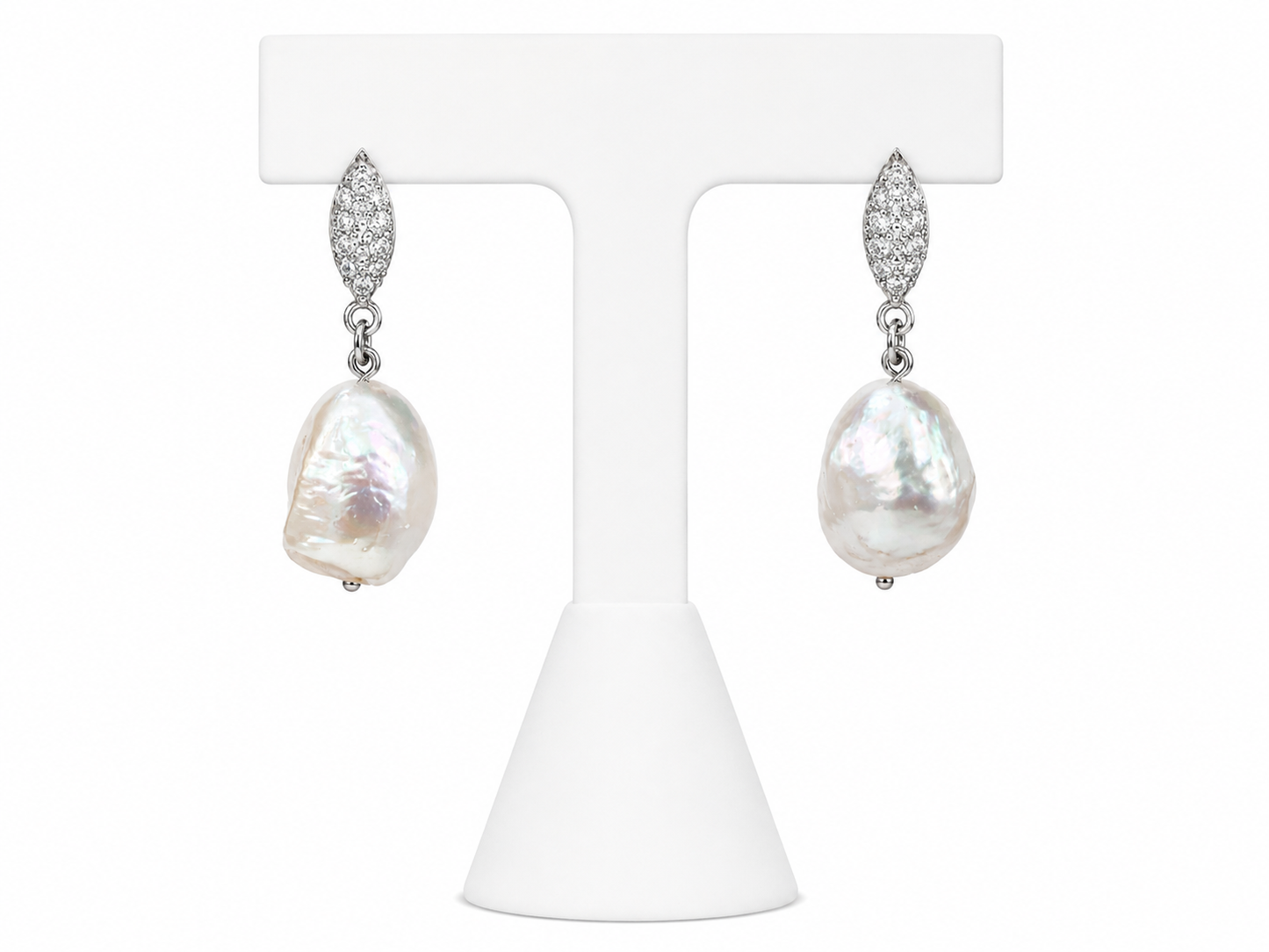 Luminous Pearl Elegance Earrings