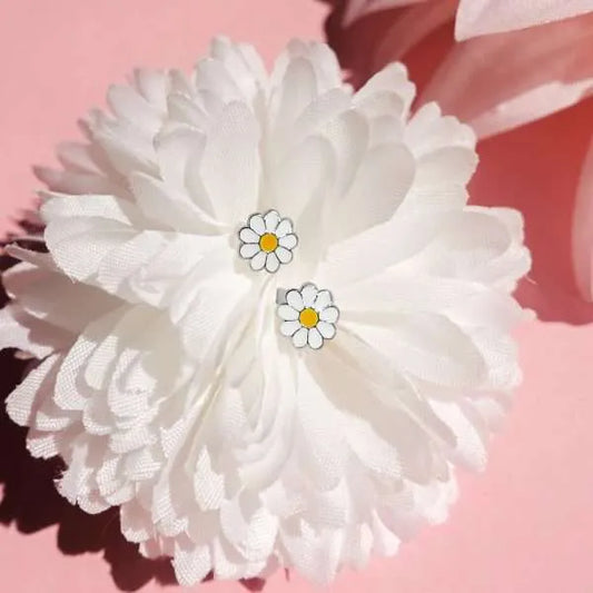 Daisy Post Earrings