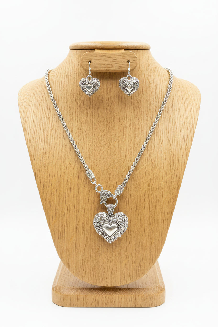 Vintage Romance Heart Necklace & Earring Set