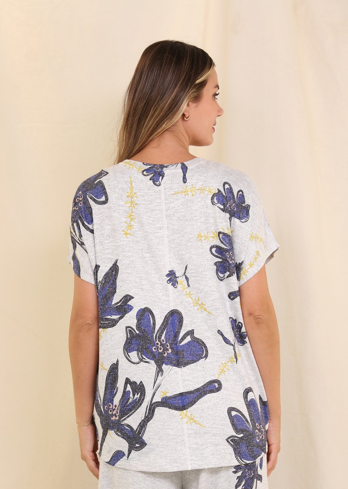 Kimono Top w/ Front Pocket