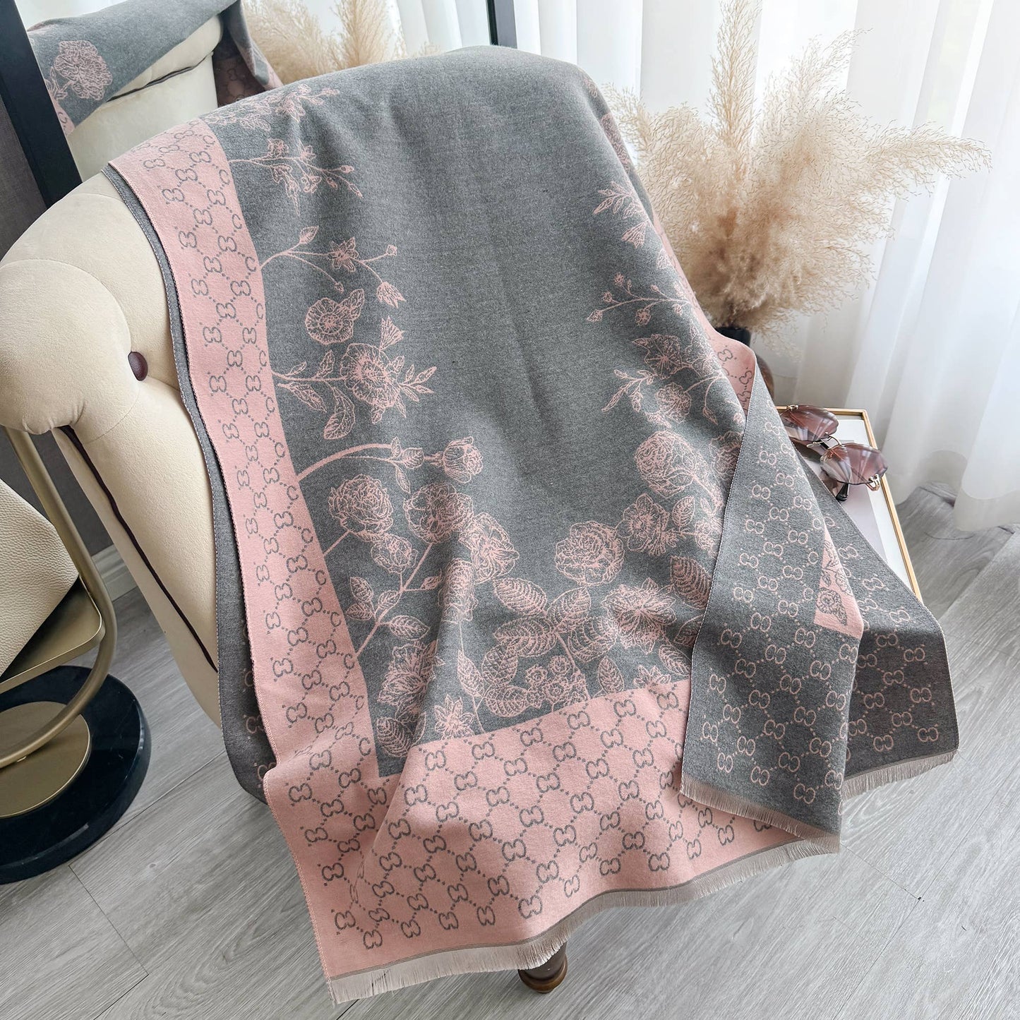 Pink / Gray Planting Reversible Wrap