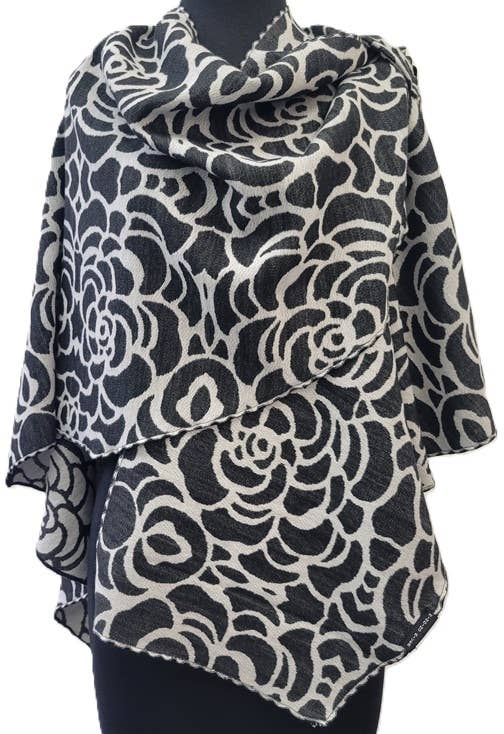 Black / White Nautilus Reversible Short Loop Wrap