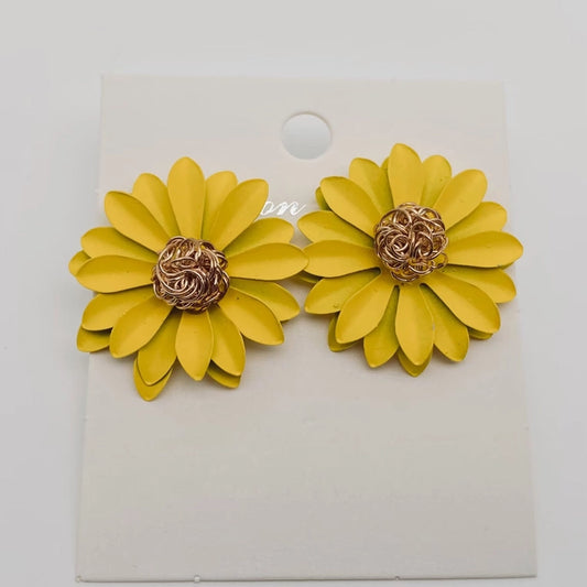 Daisy Stud Earrings