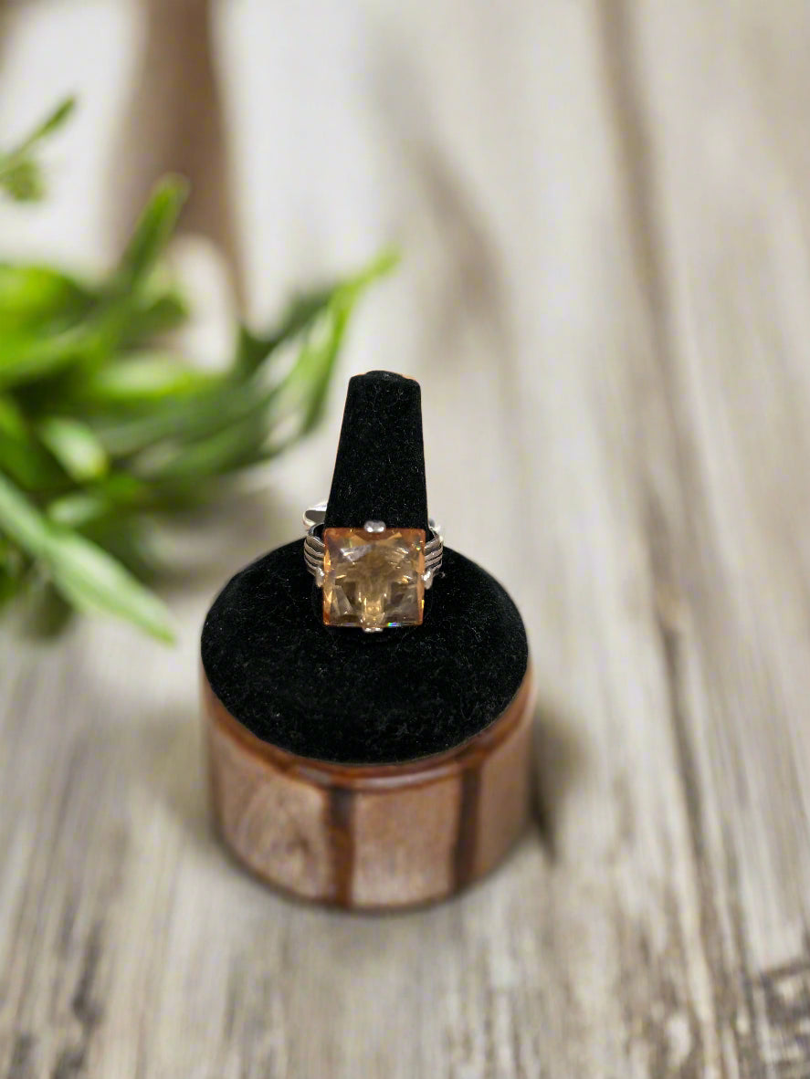 SS Peach Stone Ring