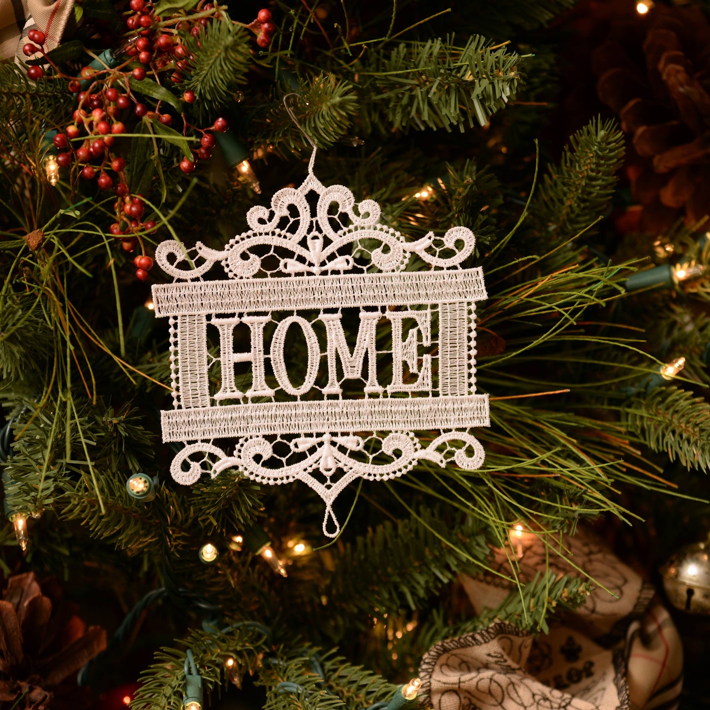 Home Macramè Lace Christmas Ornament