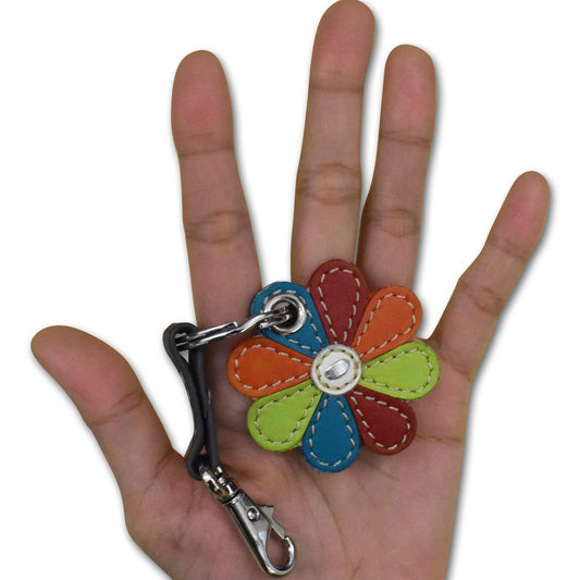 Daisy Flower Charm Key Ring