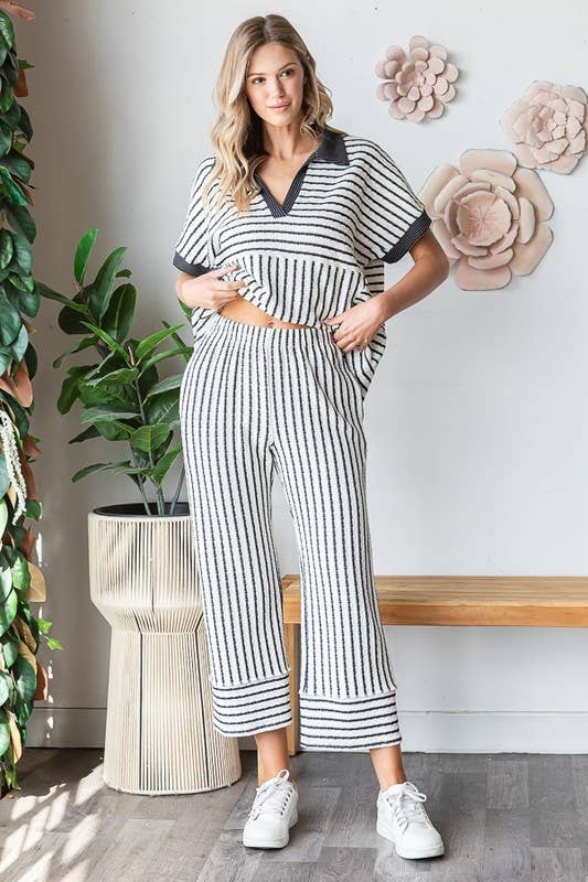 Jacquard Stripe Cropped Pants