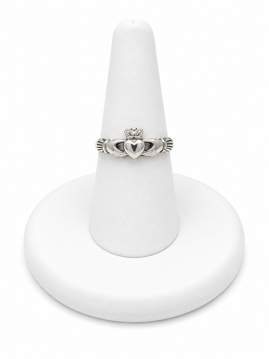 Sterling Silver Claddagh Ring