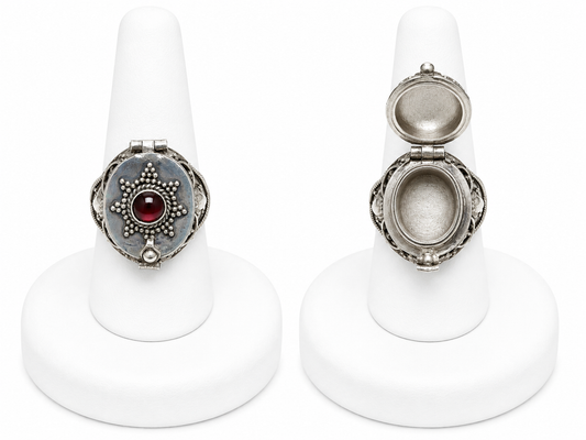 Sterling Silver Garnet Star Potion Ring