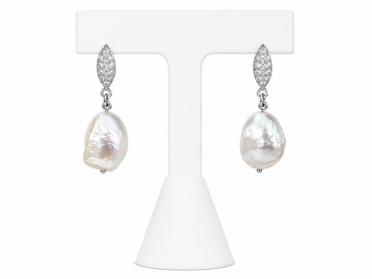 Luminous Pearl Elegance Earrings