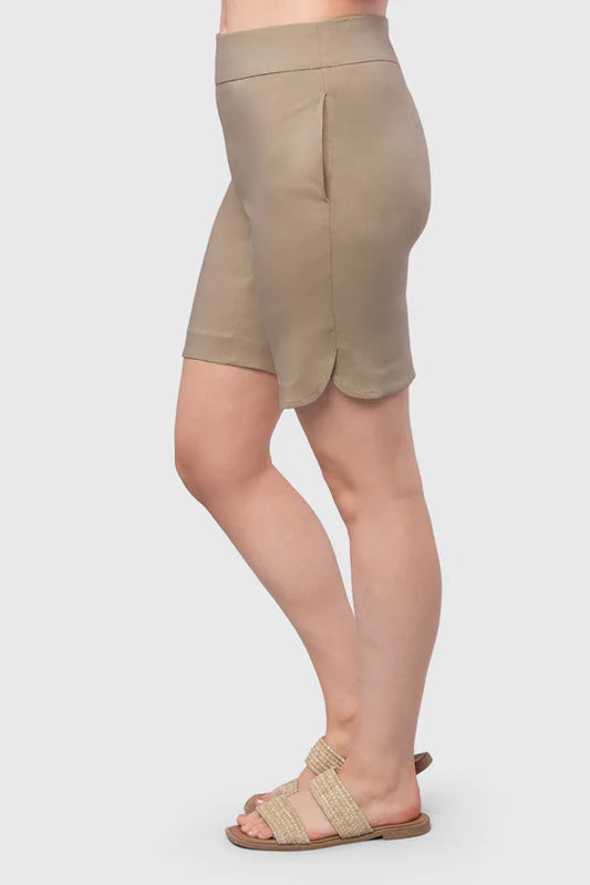 9" Millennium Bermuda Short