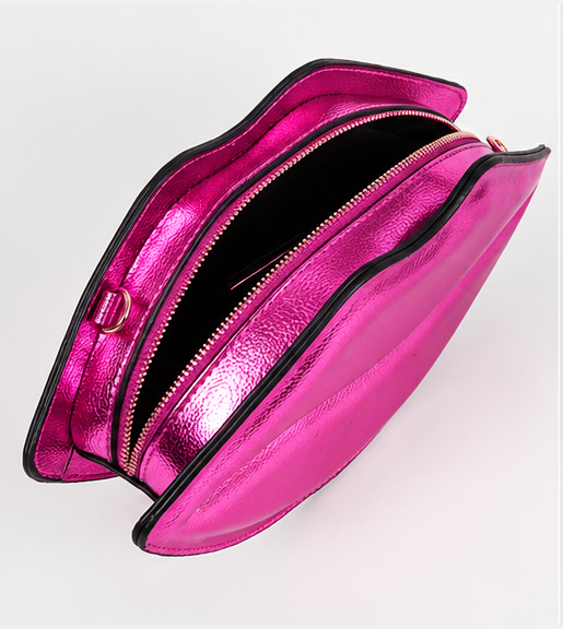 Kiss Me Fashion Clutch