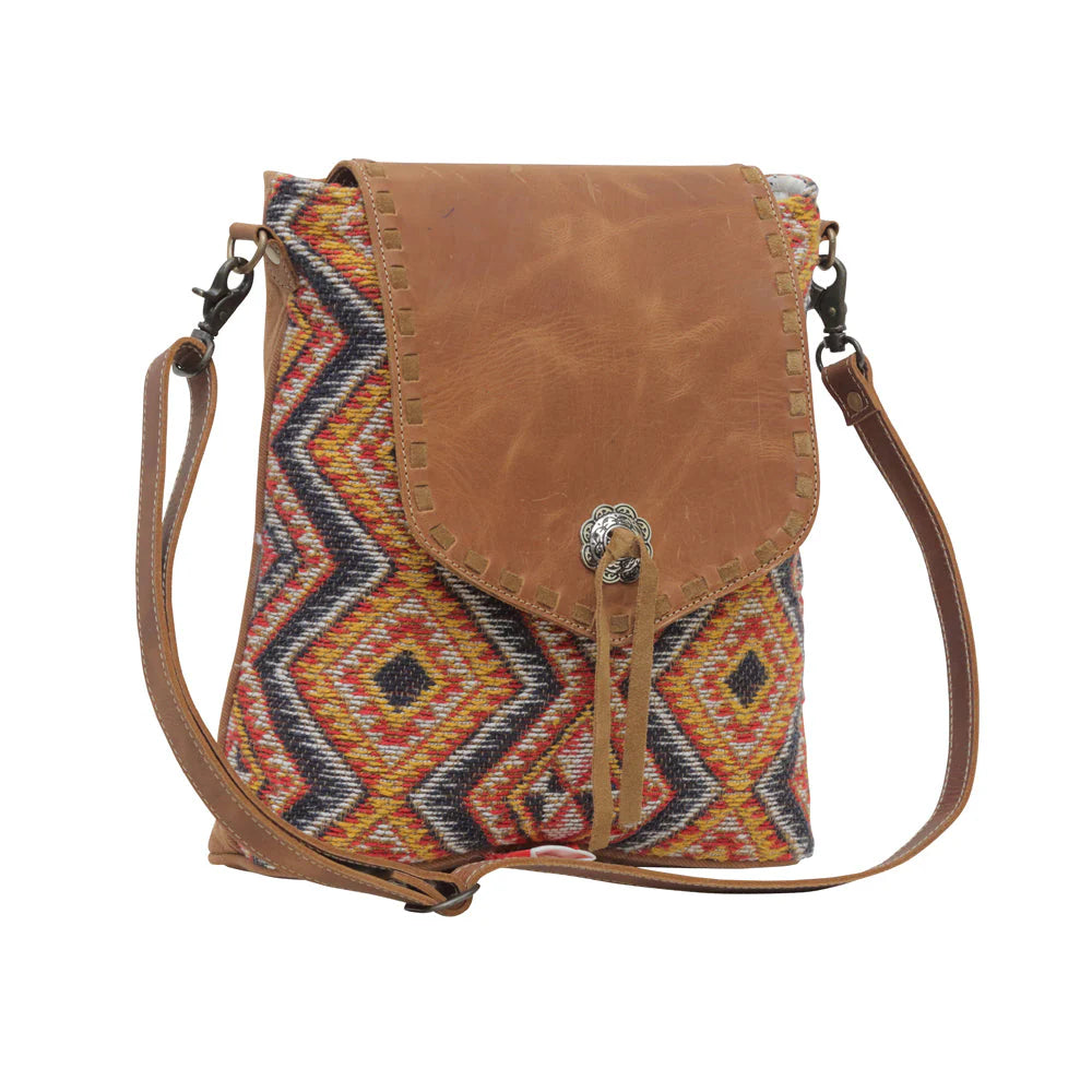 Peanut Brown Small & Crossbody Bag