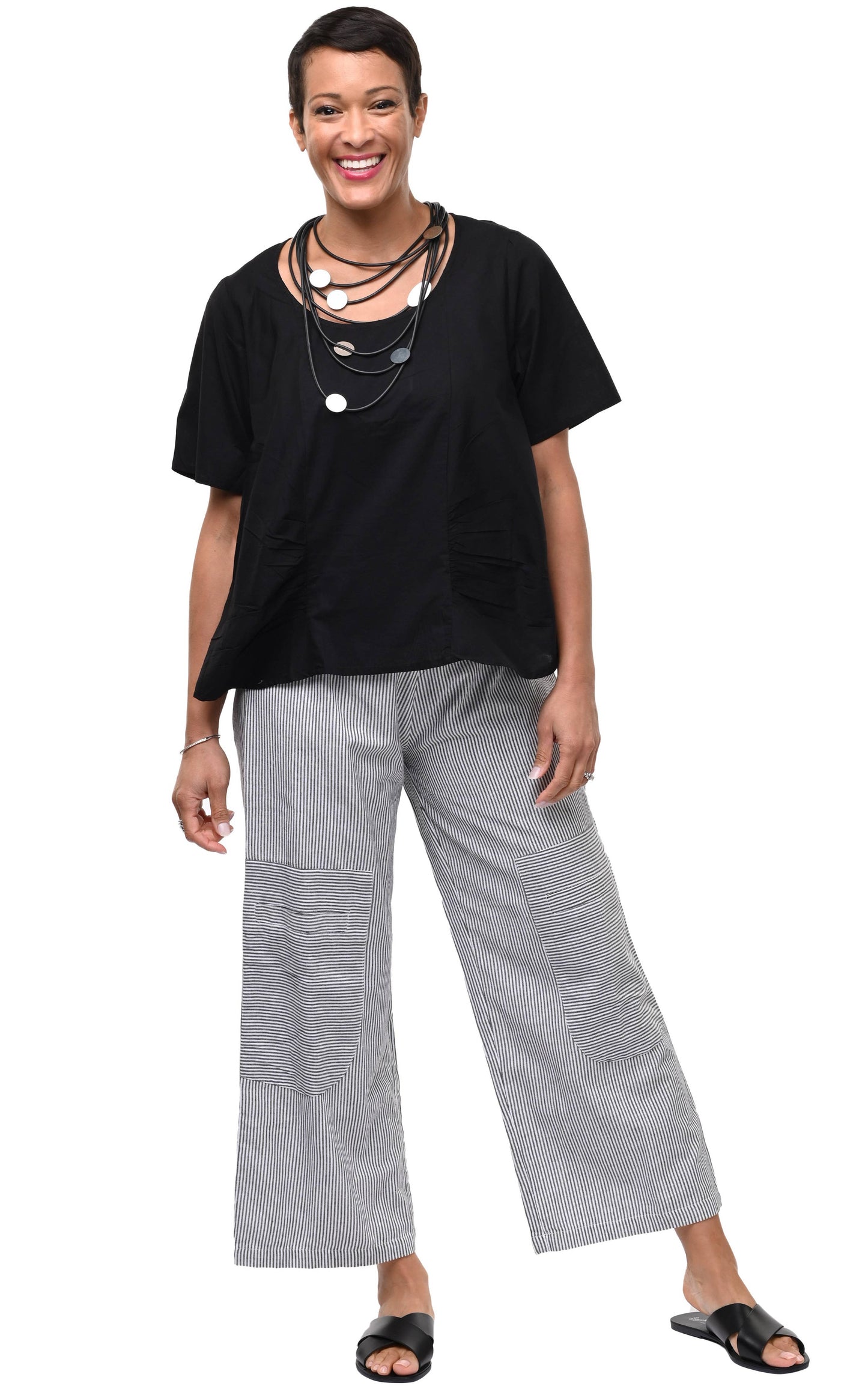 Carmella Pullover in Black