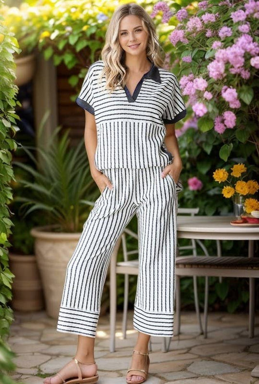 Jacquard Stripe Cropped Pants