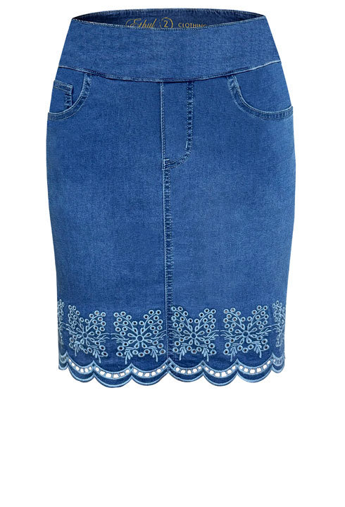 Bluebell Lace Skirt- Yacht